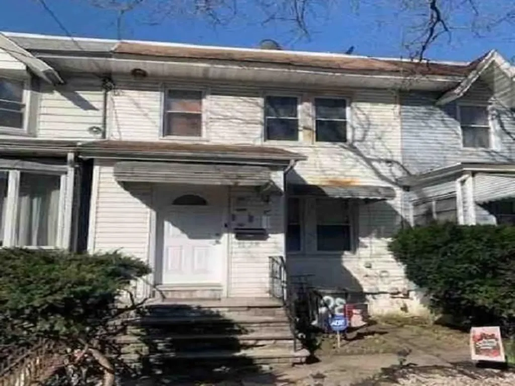 9128 96th Street Woodhaven NY 11421