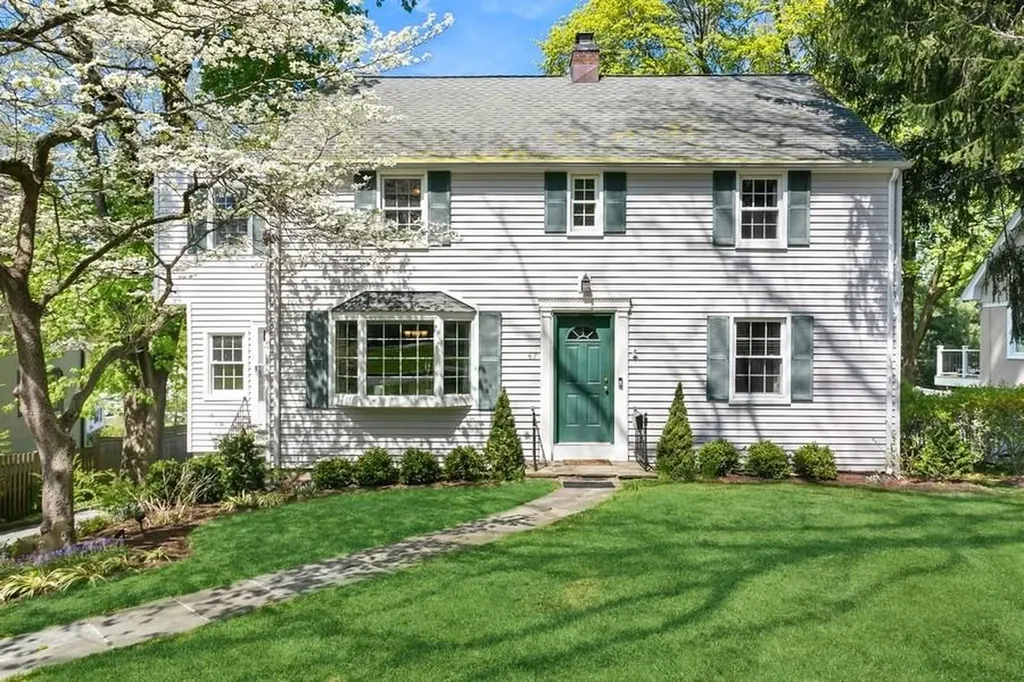 67 Holland Place Hartsdale NY 10530