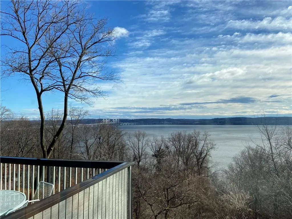 889 Route 9w S Nyack NY 10960