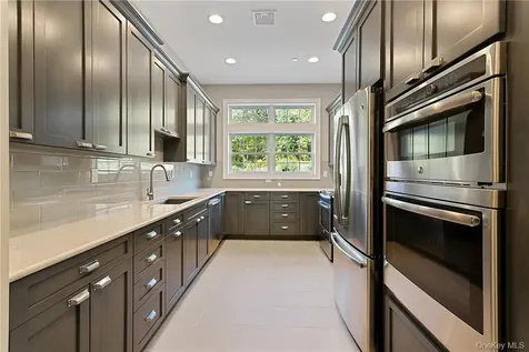 71 Stonehollow Drive Brewster NY 10509