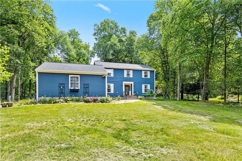 20 Summit Circle Somers NY 10589
