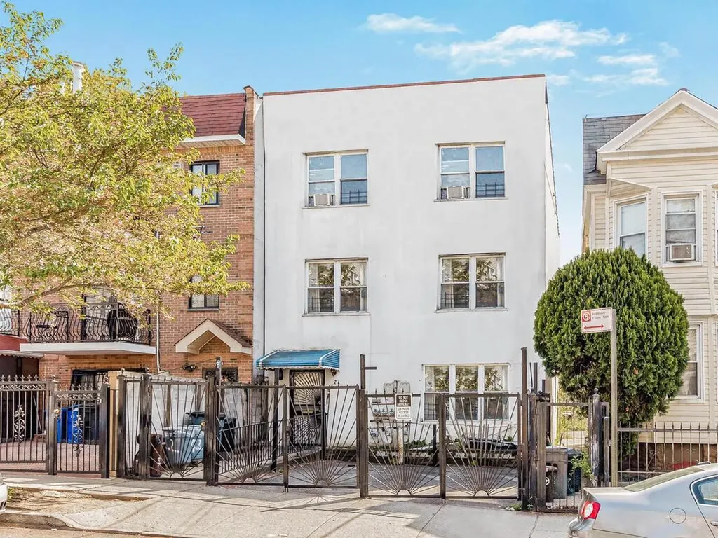 642 E 220th Street Bronx NY 10467