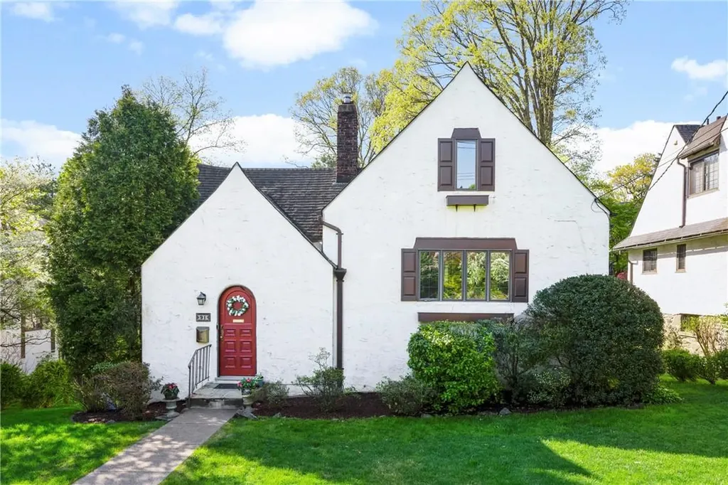 91 Edgewood Avenue Larchmont NY 10538