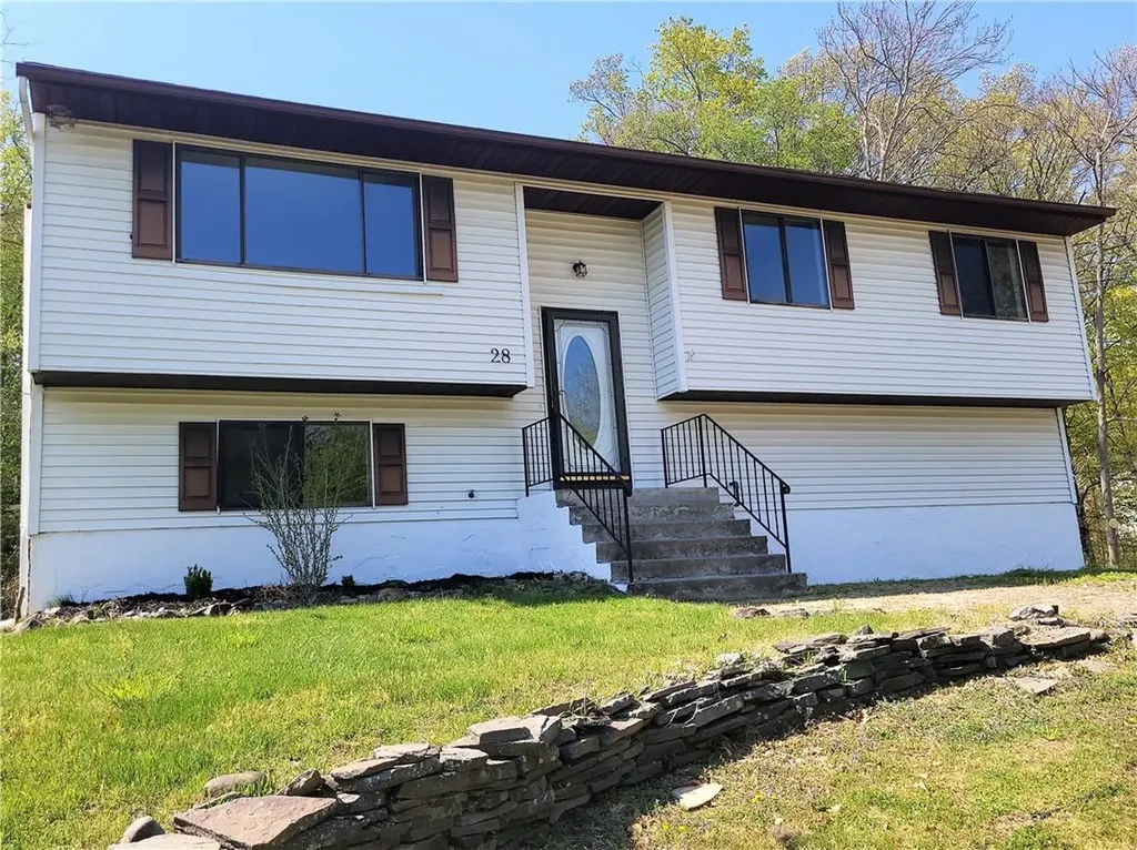 28 Raker Road Poughkeepsie NY 12603