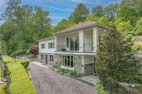 3782 Old Jefferson Valley Road Shrub Oak NY 10588