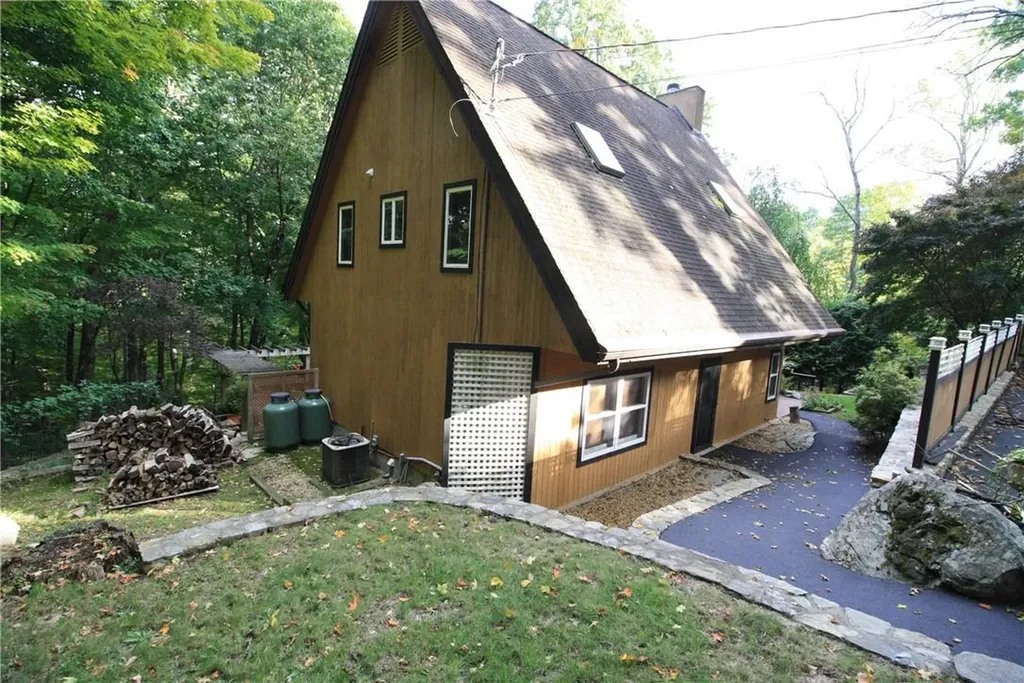 50 Quaker Road Carmel NY 10512