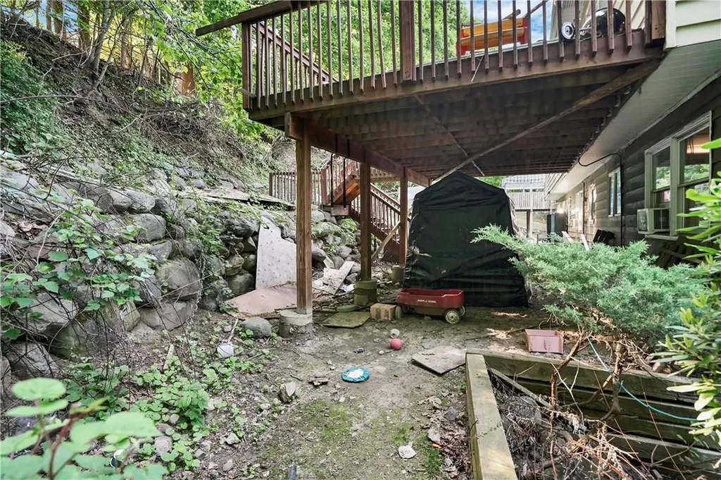 11 Emes Lane Monsey NY 10952