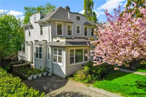 4 Locust Avenue Larchmont NY 10538