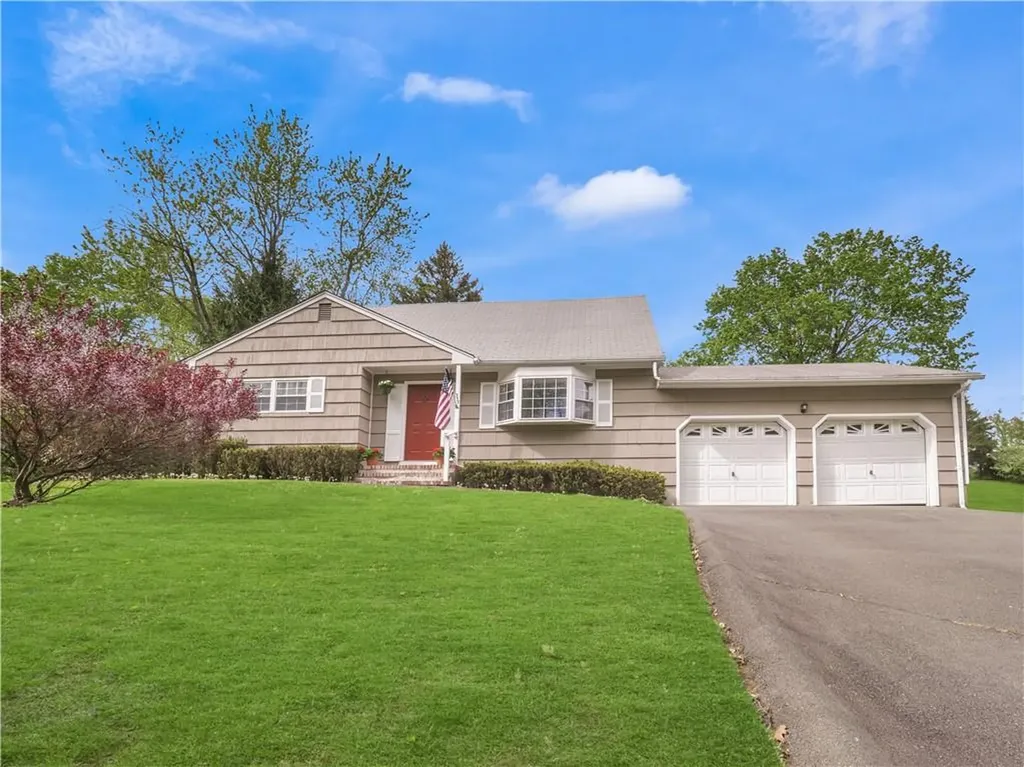 337 Gilbert Avenue Pearl River NY 10965