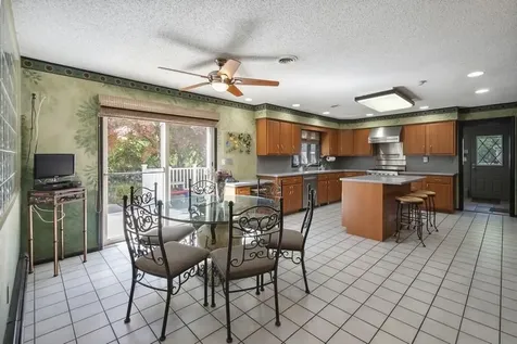 16 Carlton Court New City NY 10956