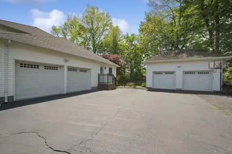 16 Carlton Court New City NY 10956