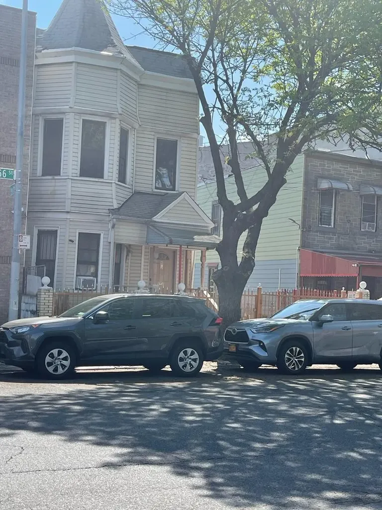 872 E 156th Street Bronx NY 10455