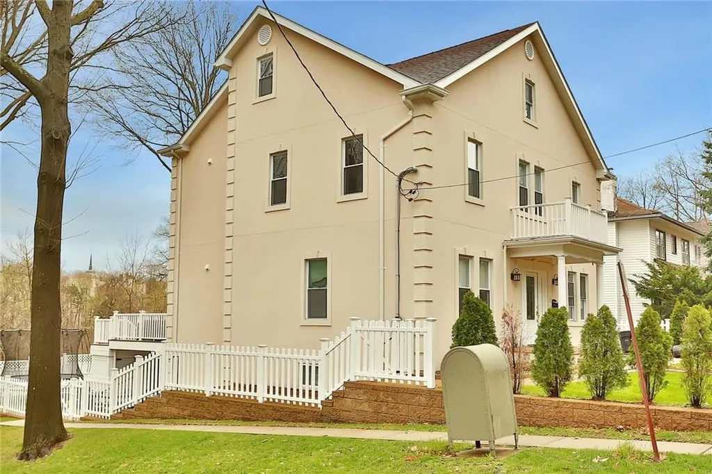 150 Parkview Avenue Bronxville NY 10708