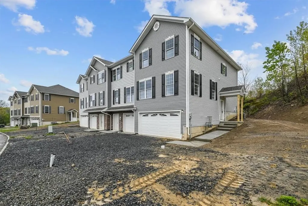501 Iron Forge Lane New Windsor NY 12553