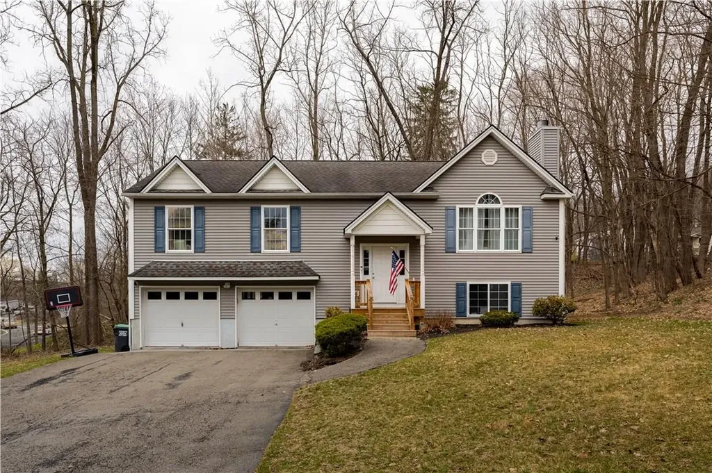 12 Michelle Drive Newburgh NY 12550