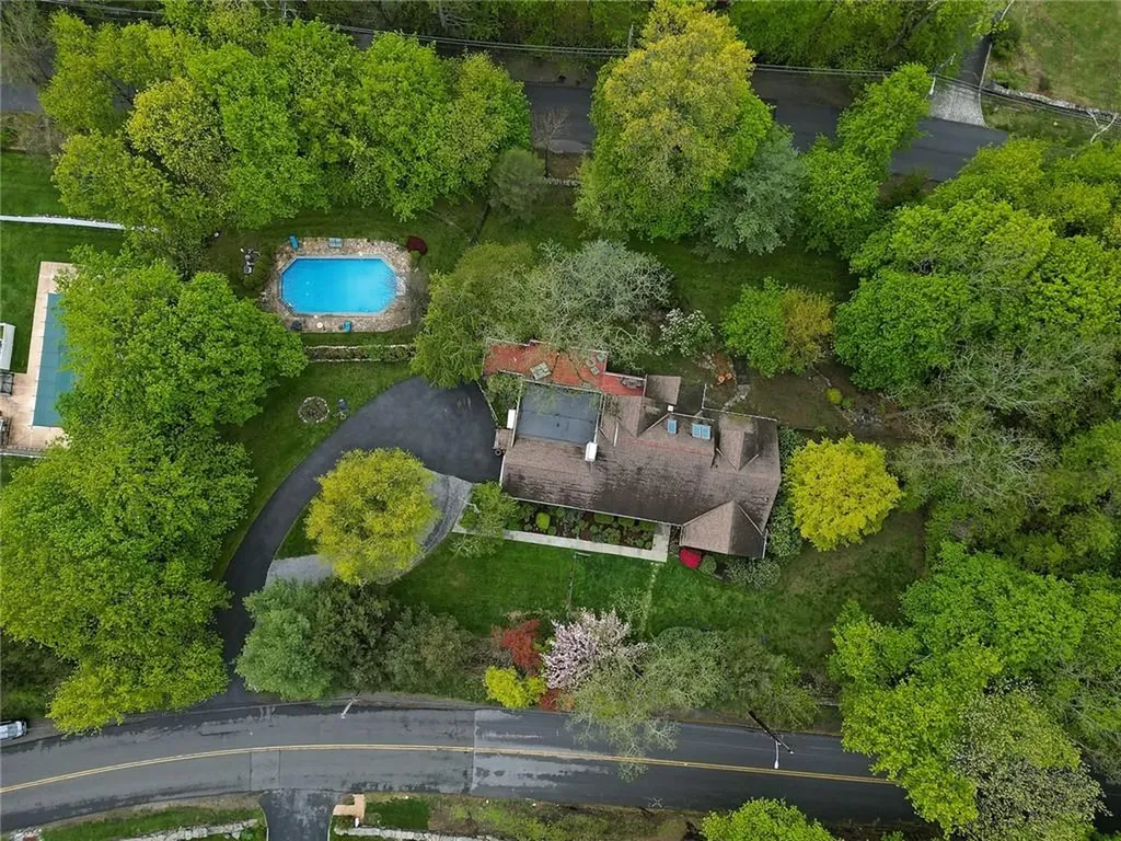 690 West Street Harrison NY 10528