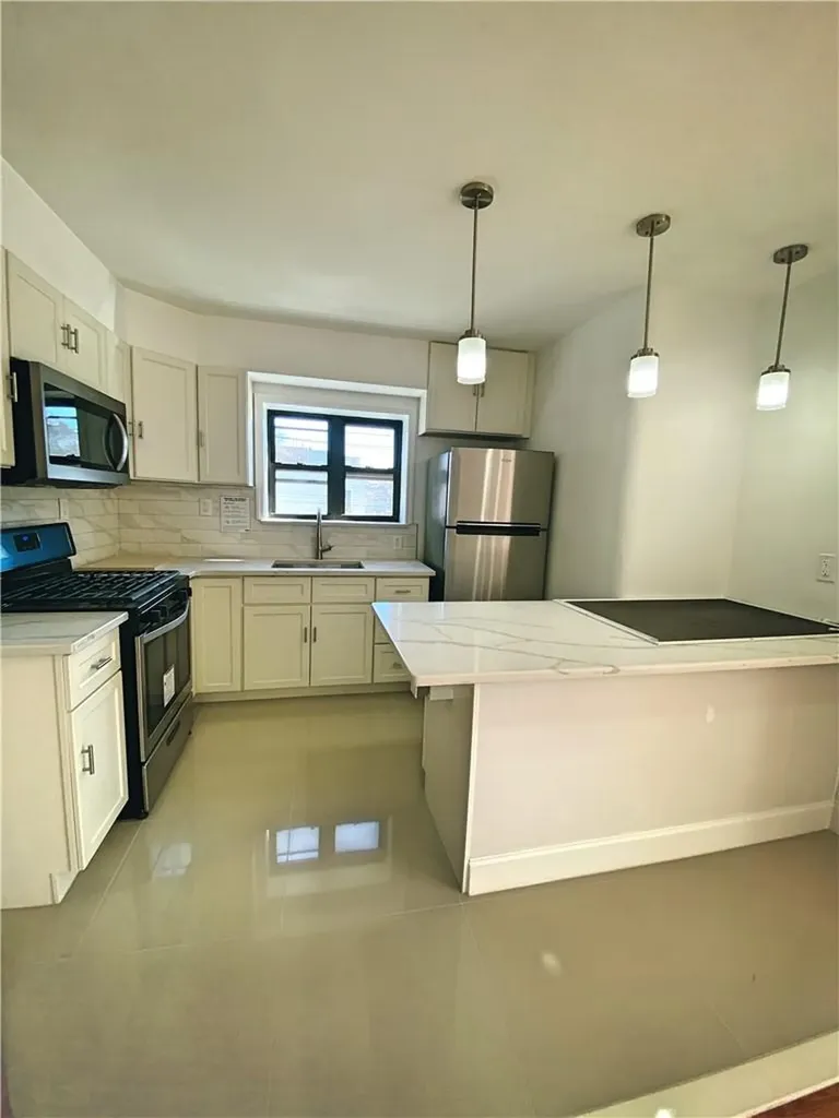 281 W 234th Street Bronx NY 10463