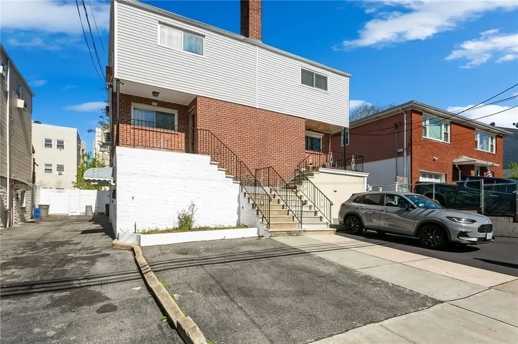 21 Alder Street Yonkers NY 10701