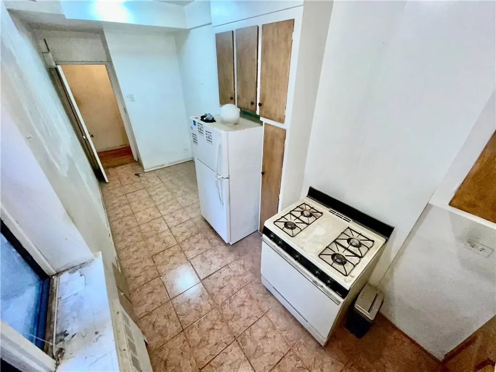 740 E 232nd Street Bronx NY 10466
