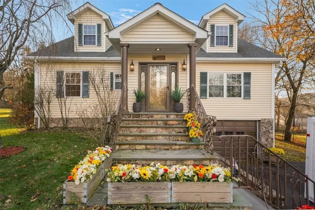 64 Orchard Lake Drive Monroe NY 10950