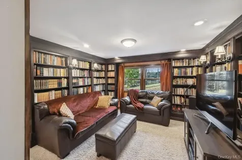 62 Mohegan Road Larchmont NY 10538