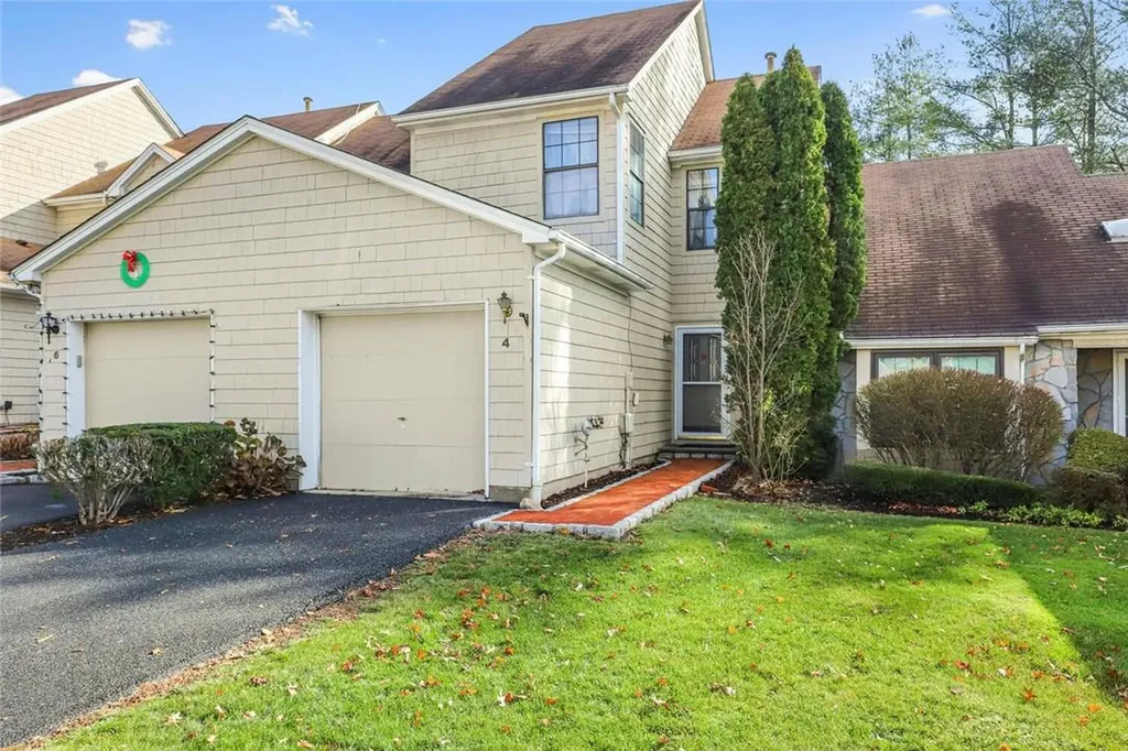 4 Penelope Court Mahopac NY 10541