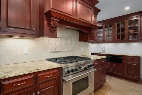 26 Plumwood Road Briarcliff Manor NY 10510
