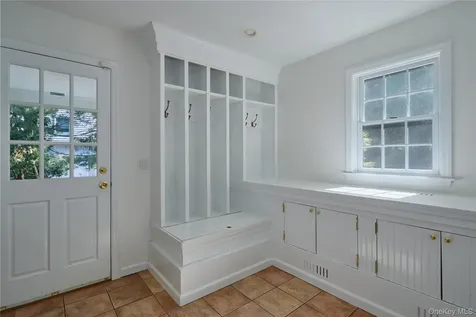 26 Plumwood Road Briarcliff Manor NY 10510