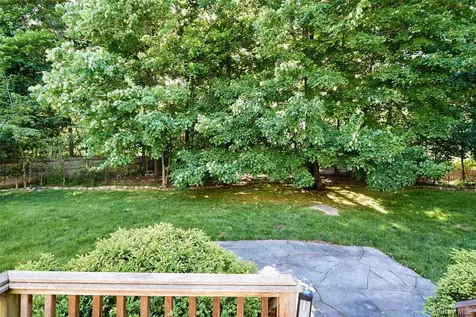 26 Plumwood Road Briarcliff Manor NY 10510