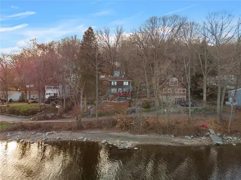 45 Grey Oaks Court Carmel NY 10512