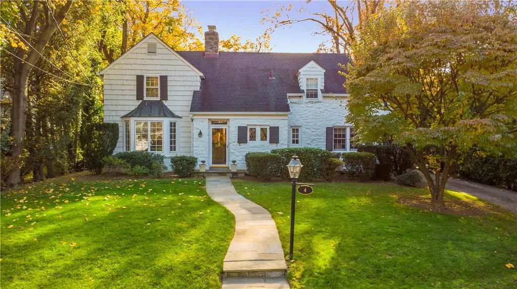 4 Locust Ridge Road Larchmont NY 10538