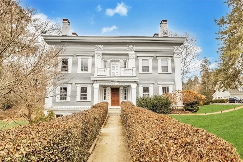 49 S Quaker Hill Road Pawling NY 12564
