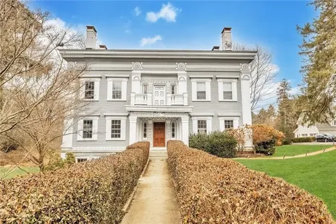 49 S Quaker Hill Road Pawling NY 12564