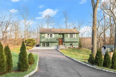 40 Lakespring Drive Brewster NY 10509