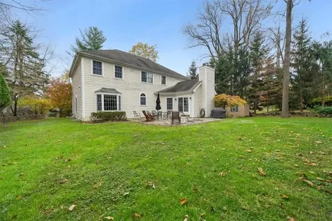 122 Parkview Drive Pleasantville NY 10570