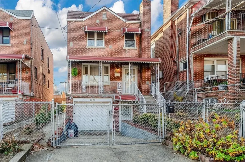 2023 Yates Avenue Bronx NY 10461