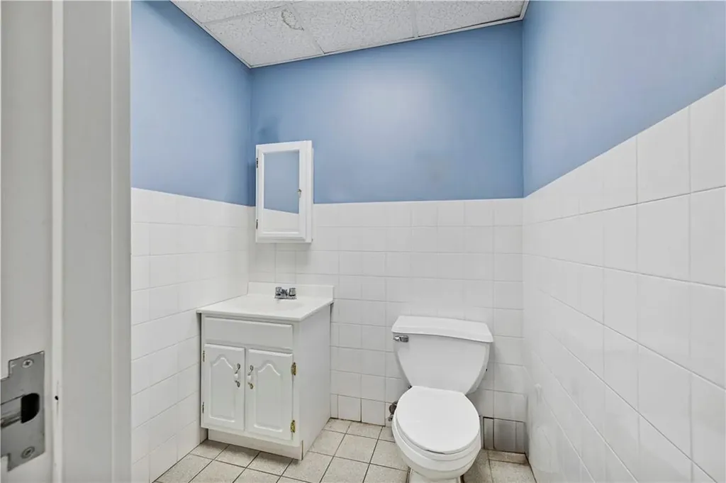295 W Route 59 Spring Valley NY 10977