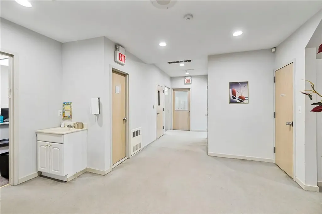 295 W Route 59 Spring Valley NY 10977