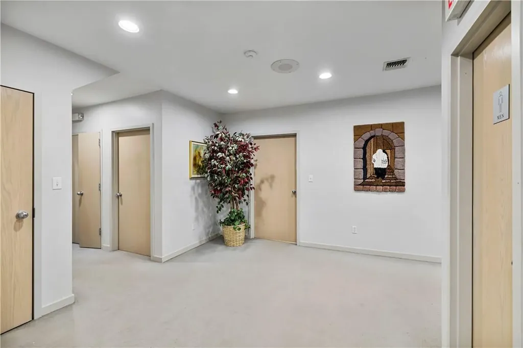 295 W Route 59 Spring Valley NY 10977