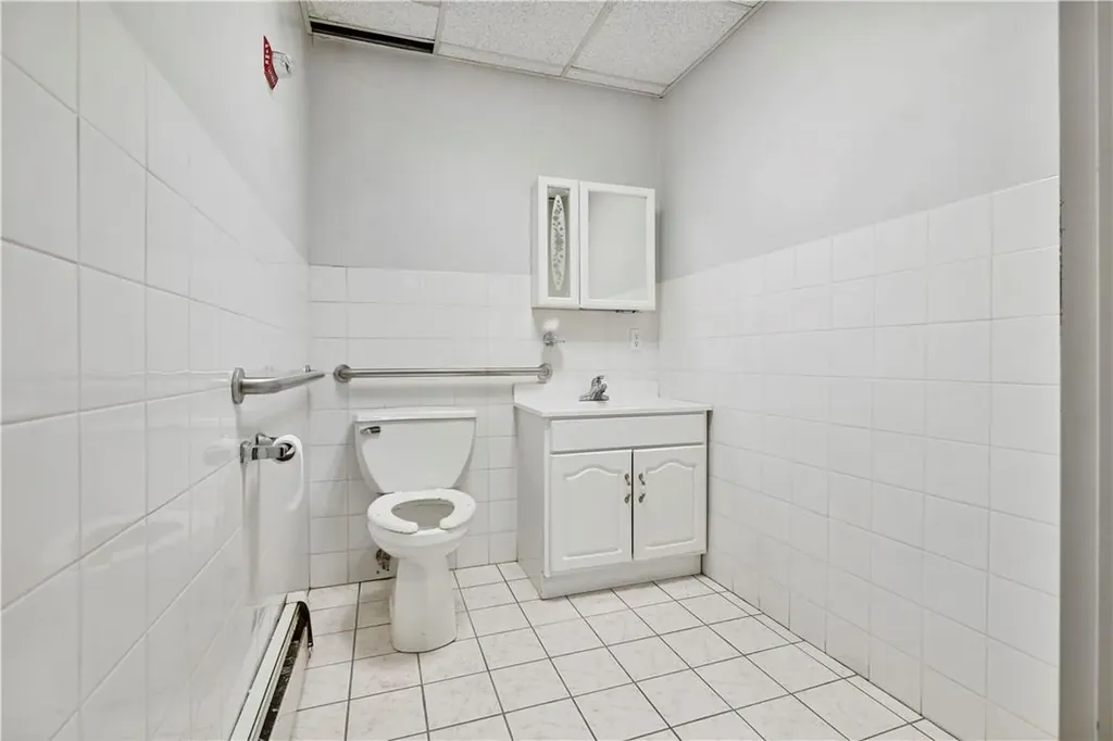 295 W Route 59 Spring Valley NY 10977