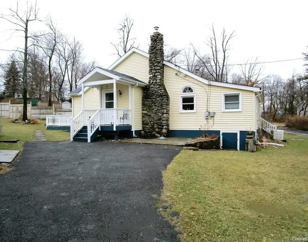 23 Paradise Trail Monroe NY 10950