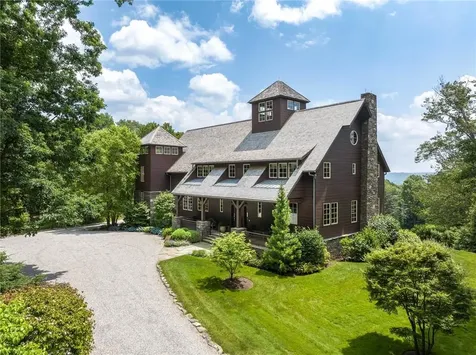 12 Mcmorrow Lane North Salem NY 10560