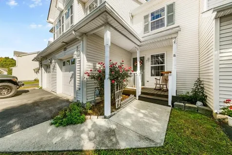 158 Pinebrook Drive Hyde Park NY 12538