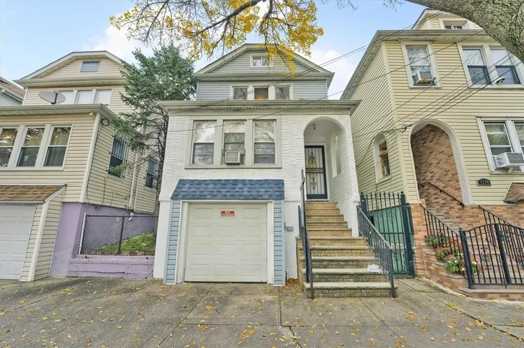 1118 Underhill Avenue Bronx NY 10472