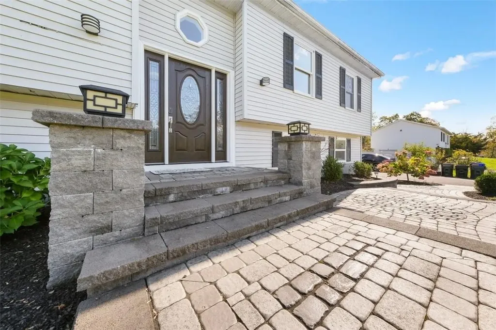 7 Ohio Drive Newburgh NY 12550