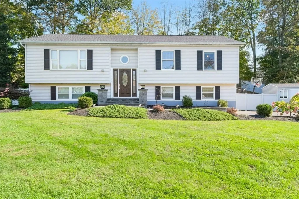 7 Ohio Drive Newburgh NY 12550