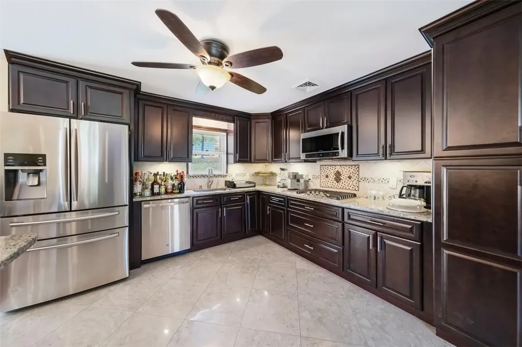 7 Ohio Drive Newburgh NY 12550