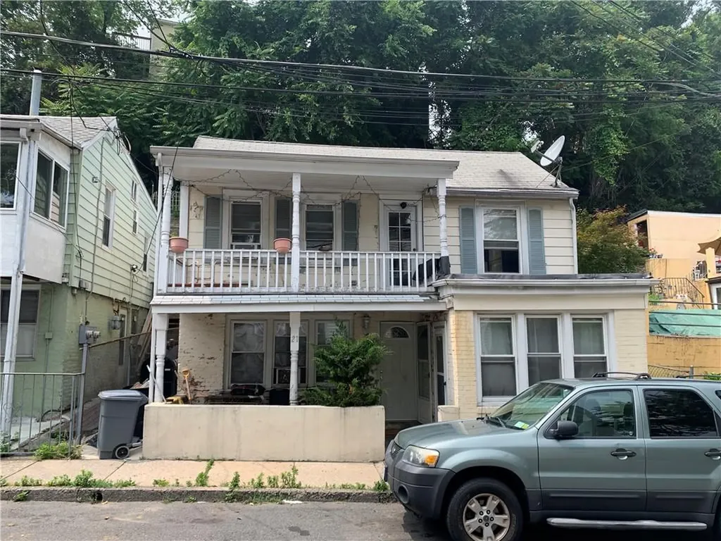 21 Aqueduct Street Ossining NY 10562