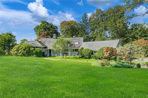 22 Axtell Drive Scarsdale NY 10583