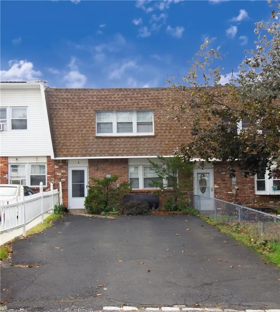 5 Sarah Lane Middletown NY 10941
